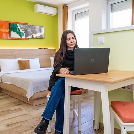 Kalanj Apartmani I Sobe ベオグラード エクステリア 写真