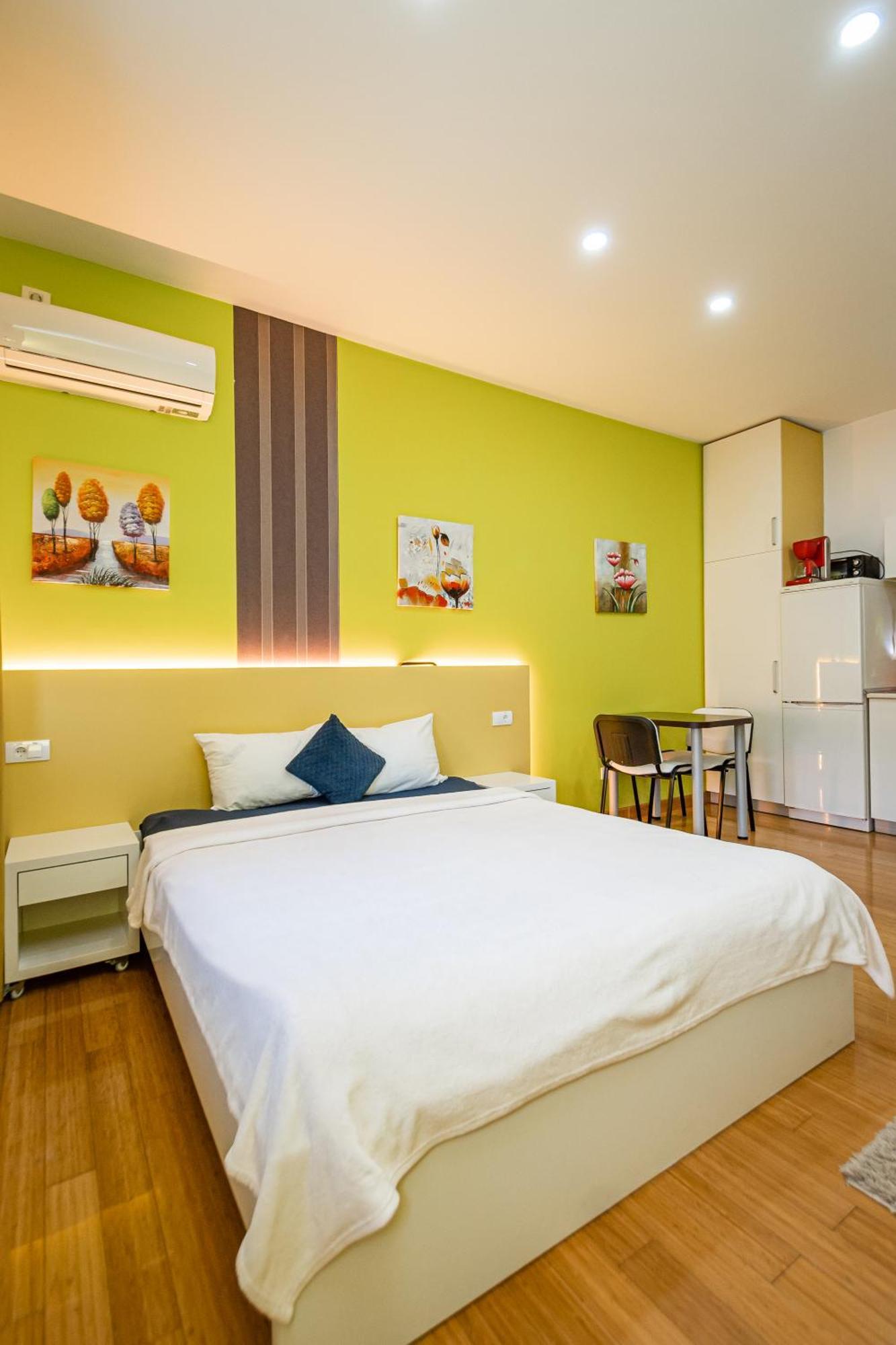 Kalanj Apartmani I Sobe ベオグラード エクステリア 写真