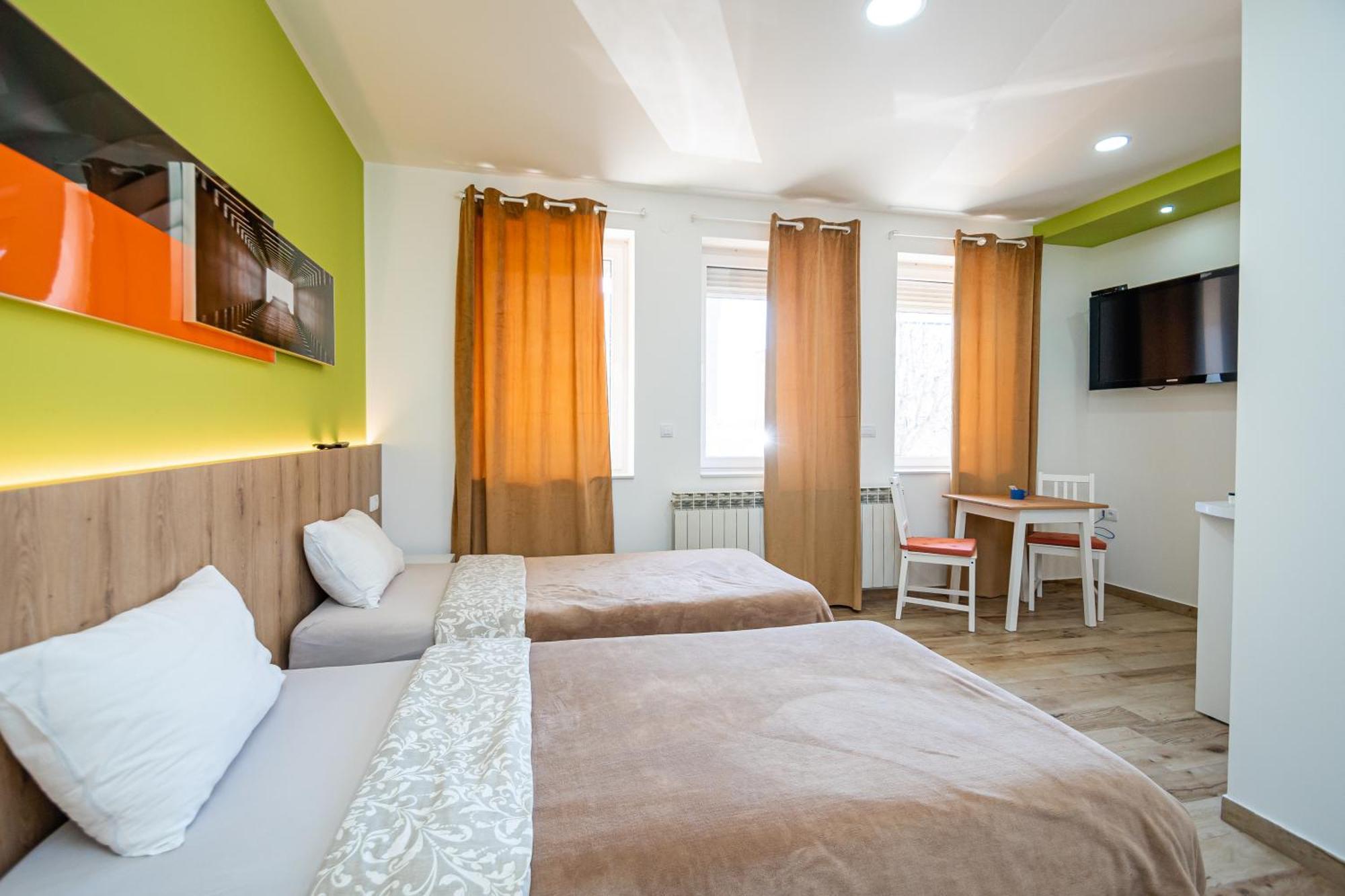 Kalanj Apartmani I Sobe ベオグラード エクステリア 写真