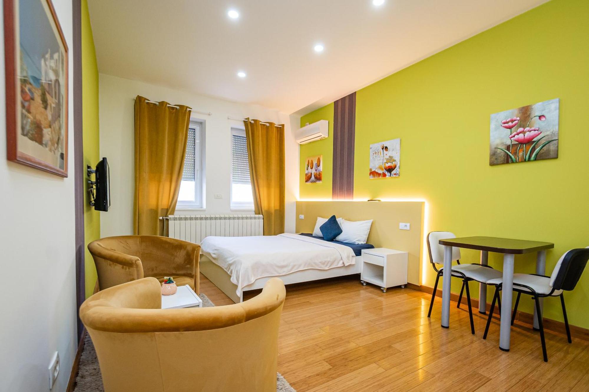 Kalanj Apartmani I Sobe ベオグラード エクステリア 写真