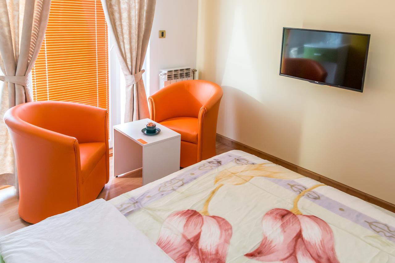 Kalanj Apartmani I Sobe ベオグラード エクステリア 写真