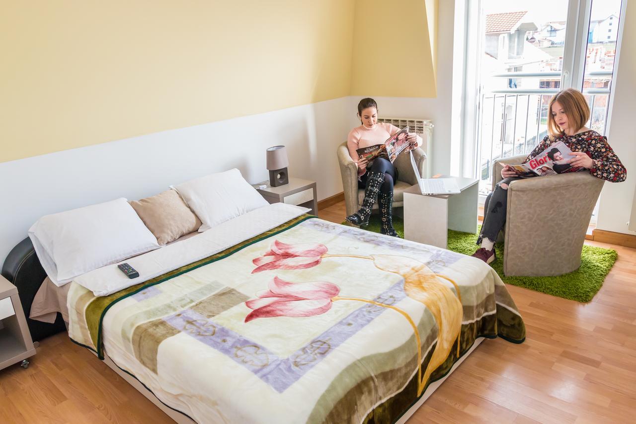 Kalanj Apartmani I Sobe ベオグラード エクステリア 写真
