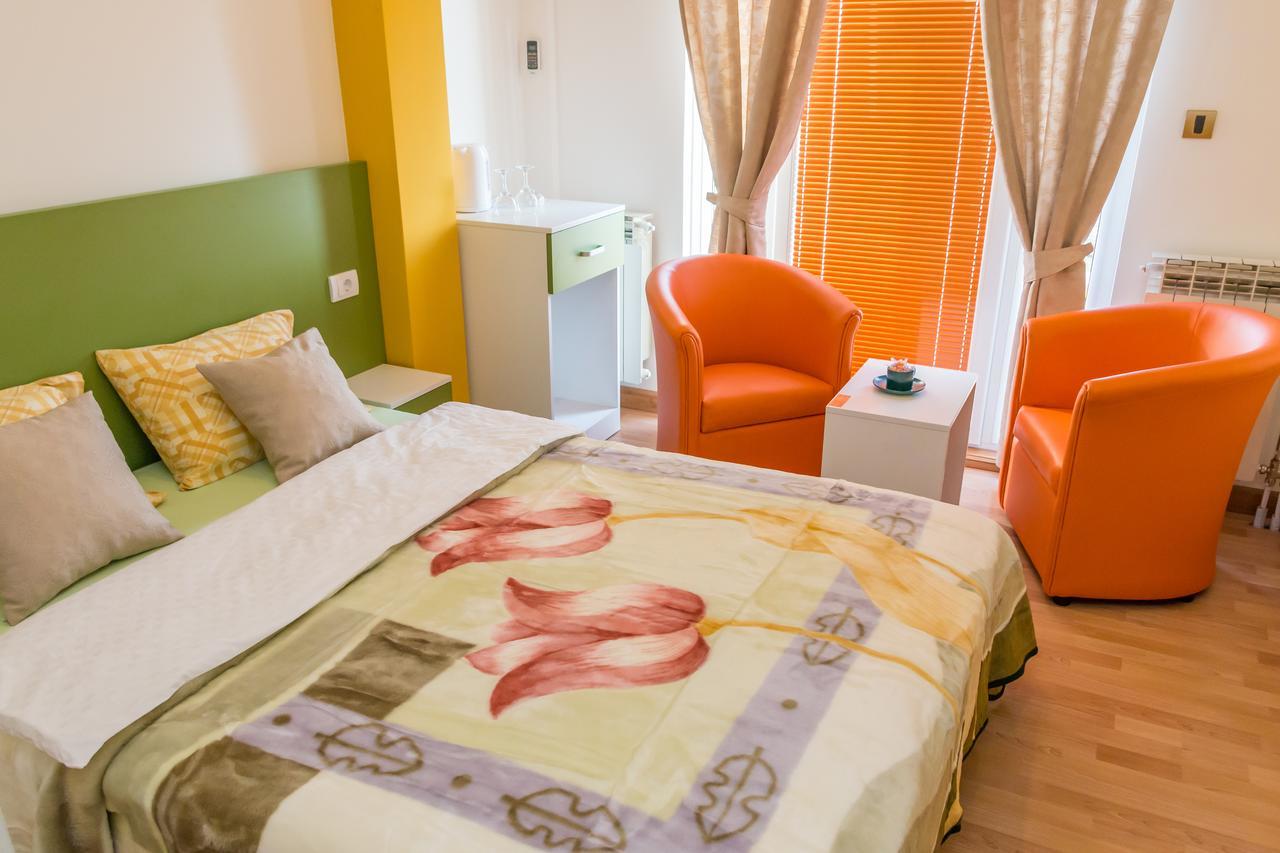 Kalanj Apartmani I Sobe ベオグラード エクステリア 写真