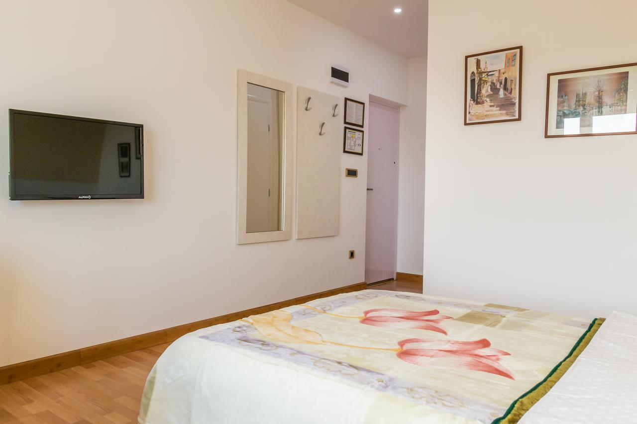 Kalanj Apartmani I Sobe ベオグラード エクステリア 写真